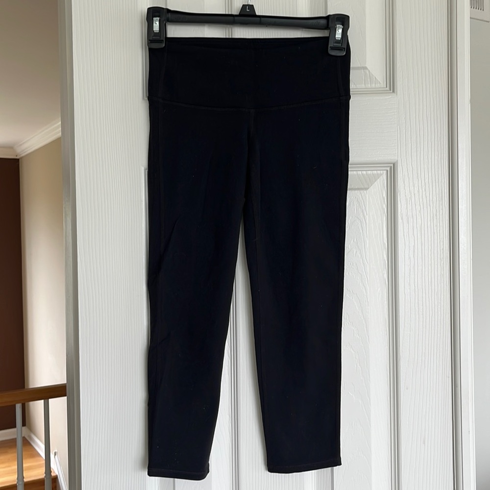 Athleta Capri Leggings